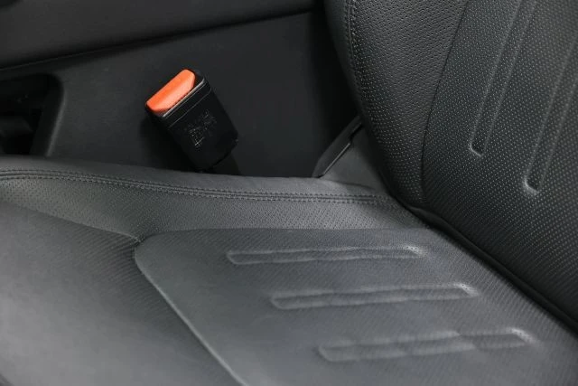 2022 Land Rover Defender L663 - Image 16 of 21