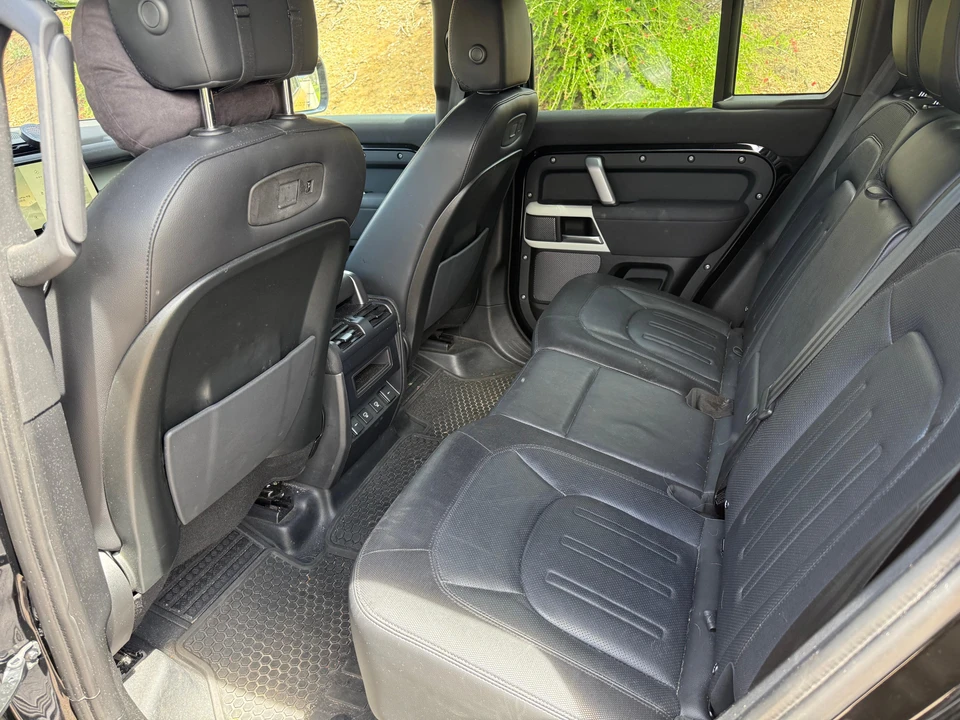2022 Land Rover Defender L663 - Image 30 of 31