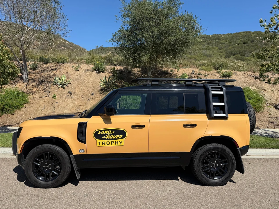 2022 Land Rover Defender L663 - Image 9 of 31