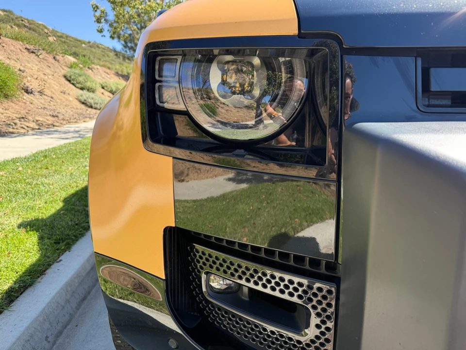 2022 Land Rover Defender L663 - Image 13 of 31