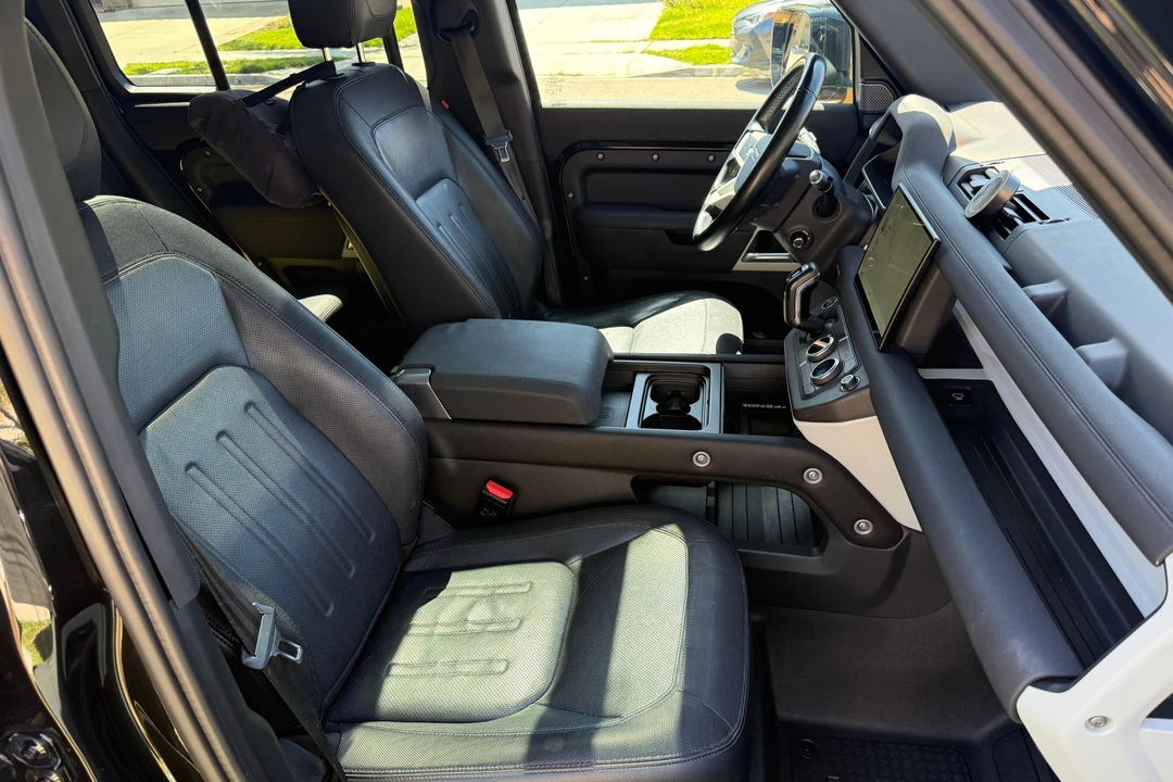 2022 Land Rover Defender L663 - Image 25 of 31