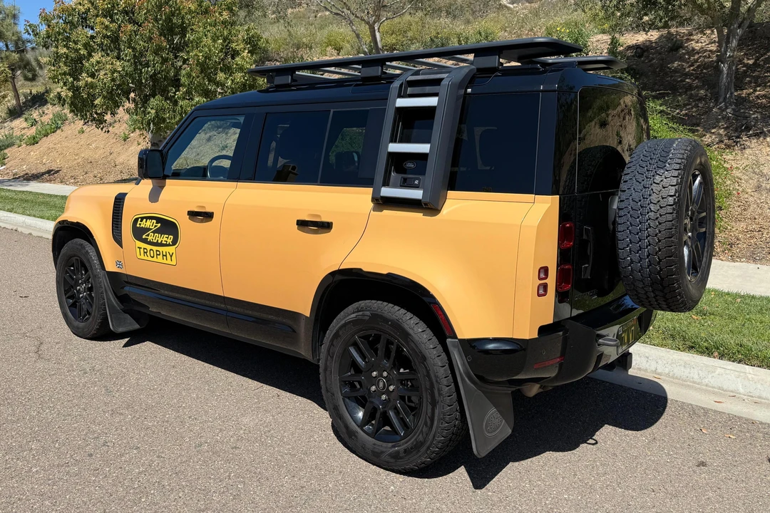 2022 Land Rover Defender L663 - Image 4 of 31