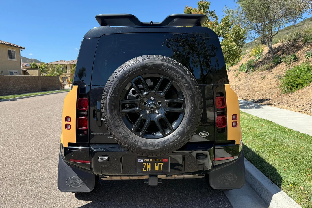 2022 Land Rover Defender L663 - Image 5 of 31