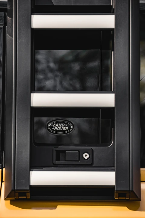 2022 Land Rover Defender L663 - Image 21 of 31