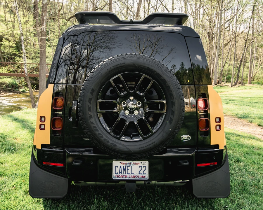 2022 Land Rover Defender L663 - Image 9 of 31