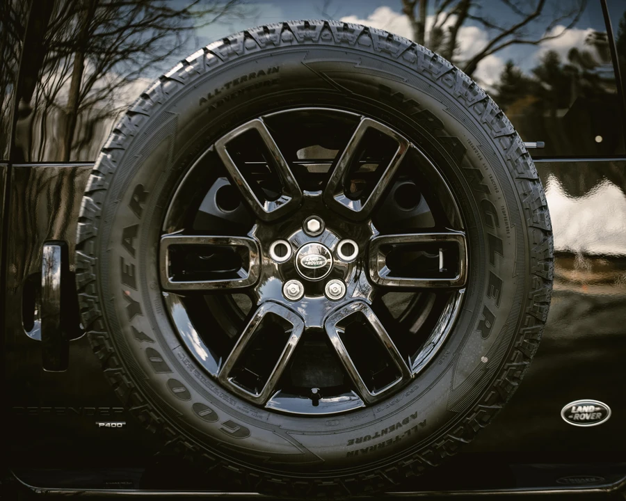 2022 Land Rover Defender L663 - Image 25 of 31