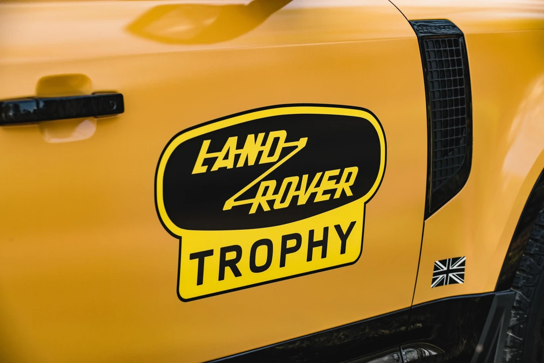 2022 Land Rover Defender L663 - Image 28 of 31