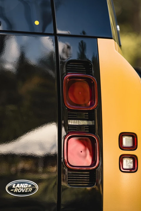 2022 Land Rover Defender L663 - Image 26 of 31