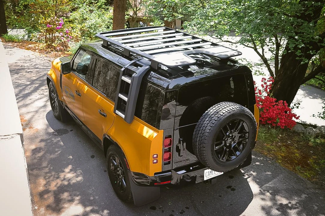 2022 Land Rover Defender L663 - Image 8 of 31