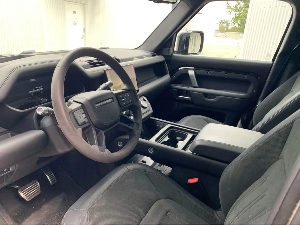 2022 Land Rover Defender V8 - Image 4 of 7