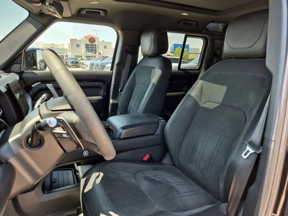 2022 Land Rover Defender V8 - Image 16 of 18
