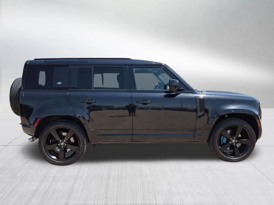 2022 Land Rover Defender V8 - Image 6 of 18