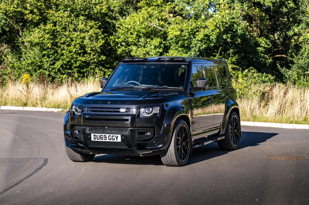 2022 Land Rover Defender 110 - Image 3 of 31