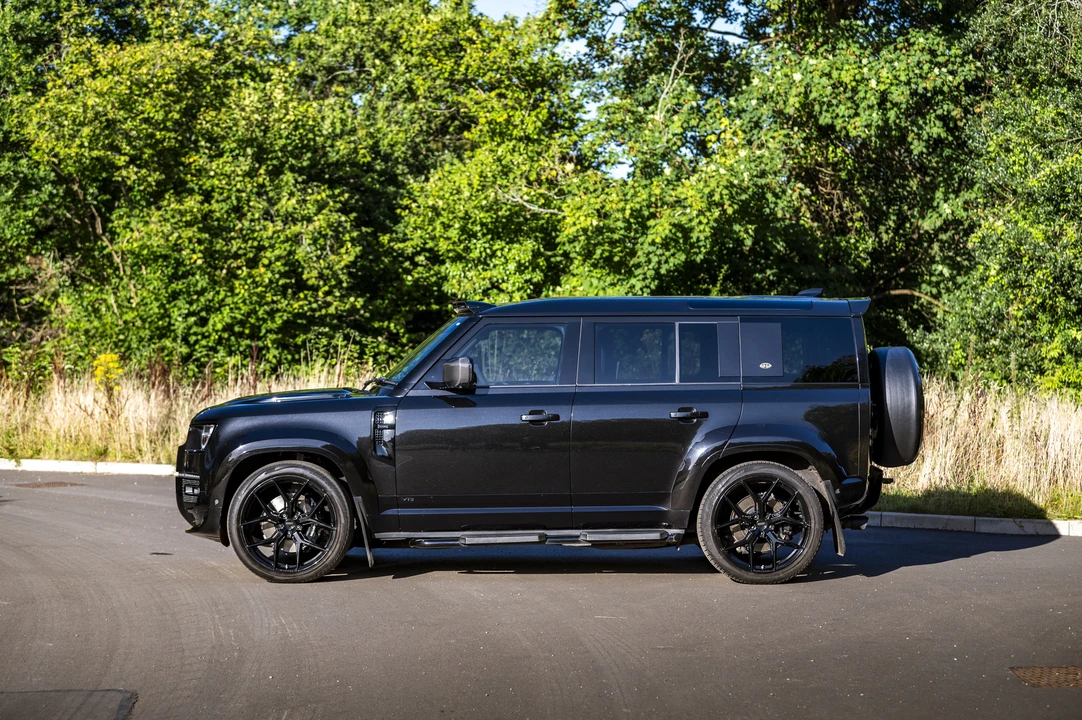 2022 Land Rover Defender 110 - Image 12 of 31
