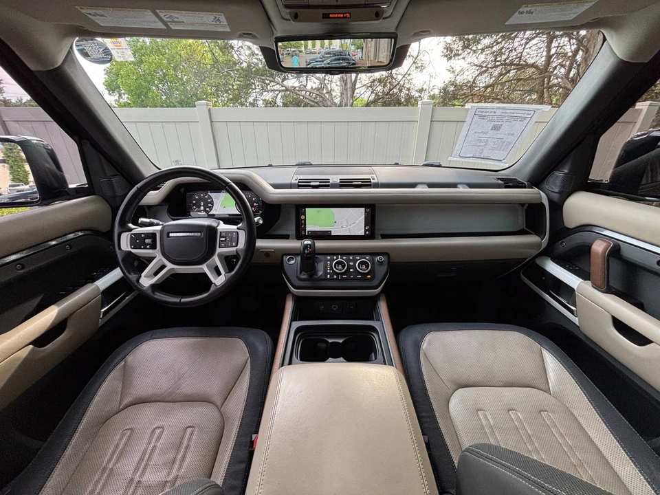2022 Land Rover Defender L663 - Image 30 of 31