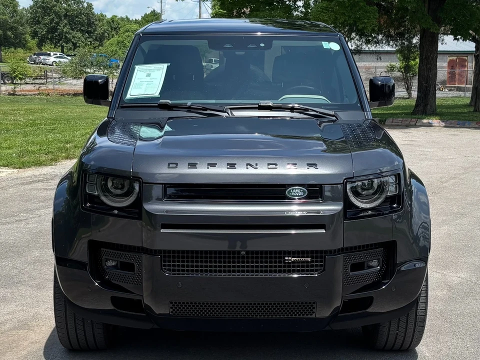 2022 Land Rover Defender L663 - Image 5 of 31