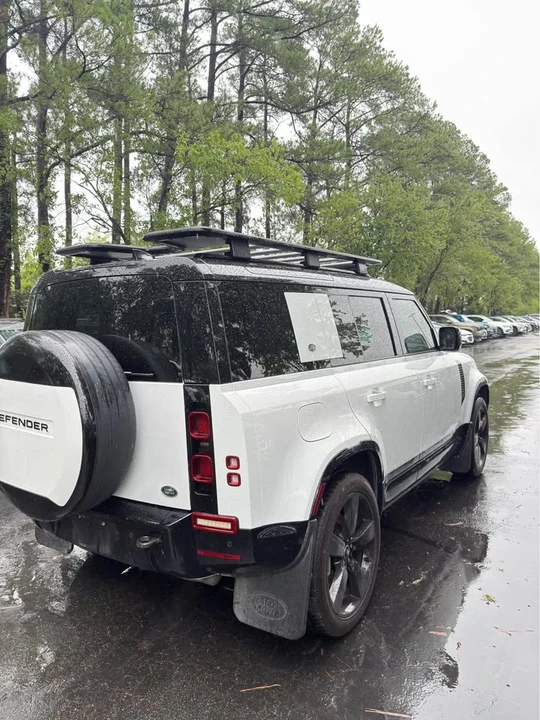 2022 Land Rover Defender L663 - Image 4 of 8