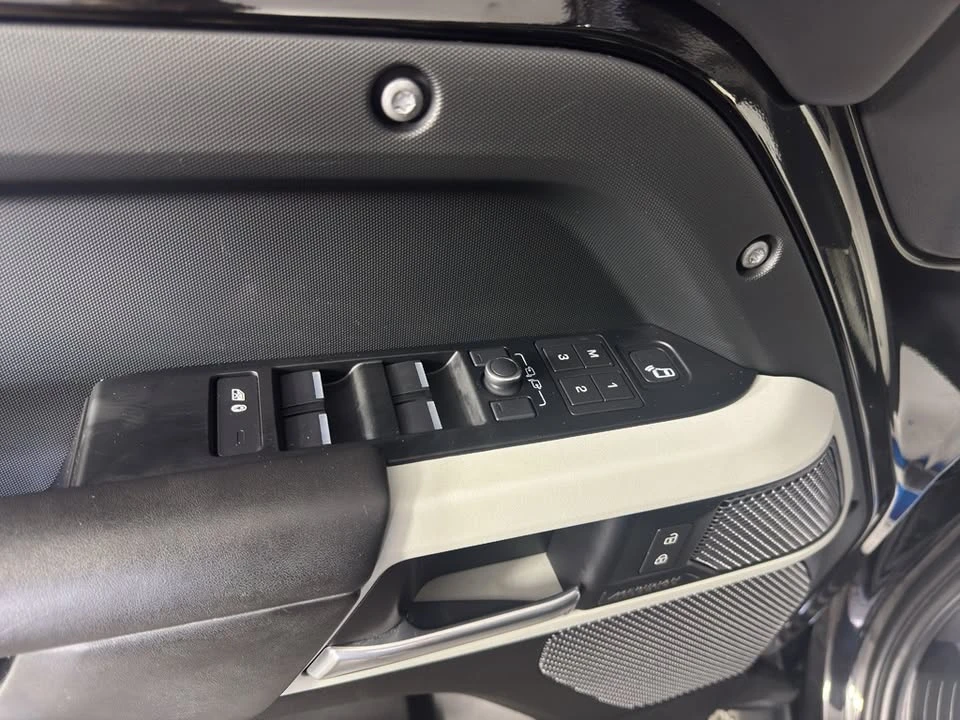 2022 Land Rover Defender L663 - Image 15 of 20