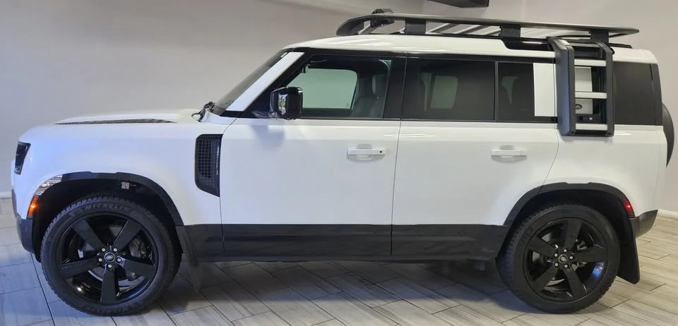 2022 Land Rover Defender L663 - Image 2 of 7