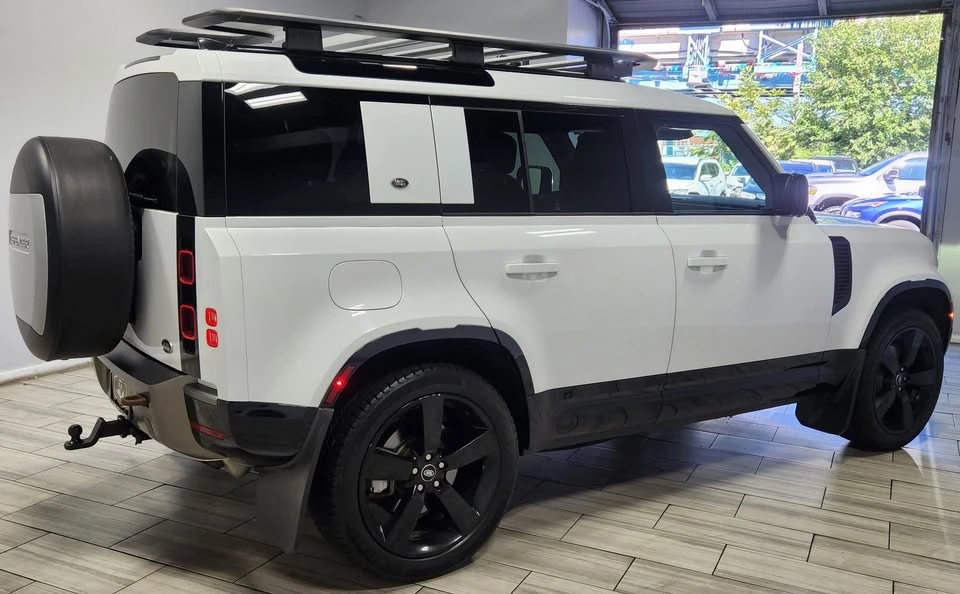 2022 Land Rover Defender L663 - Image 5 of 7