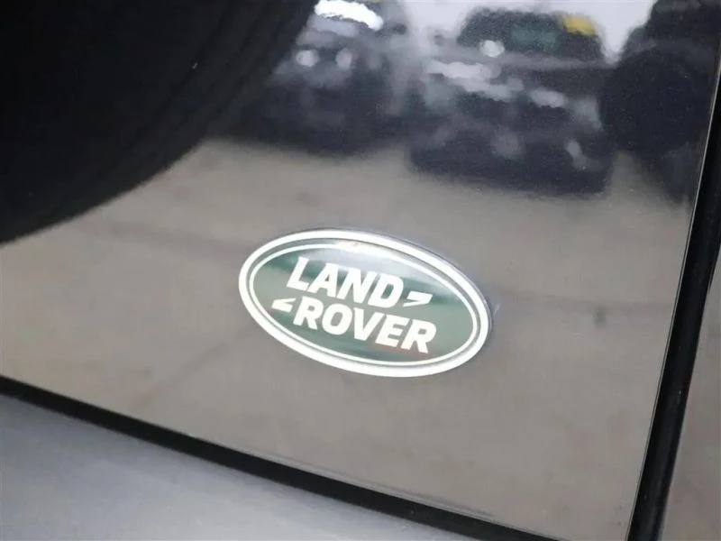 2022 Land Rover Defender L663 - Image 8 of 12