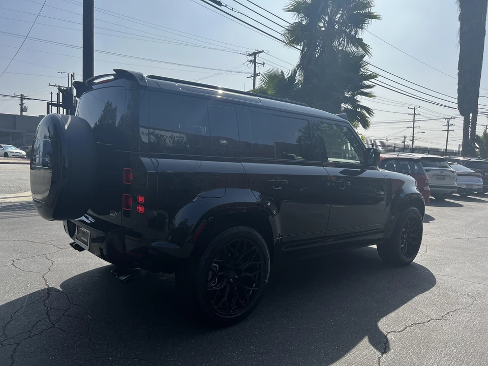 2022 Land Rover Defender L663 - Image 15 of 31