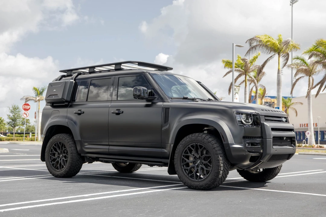 2022 Land Rover Defender L663 - Image 6 of 31