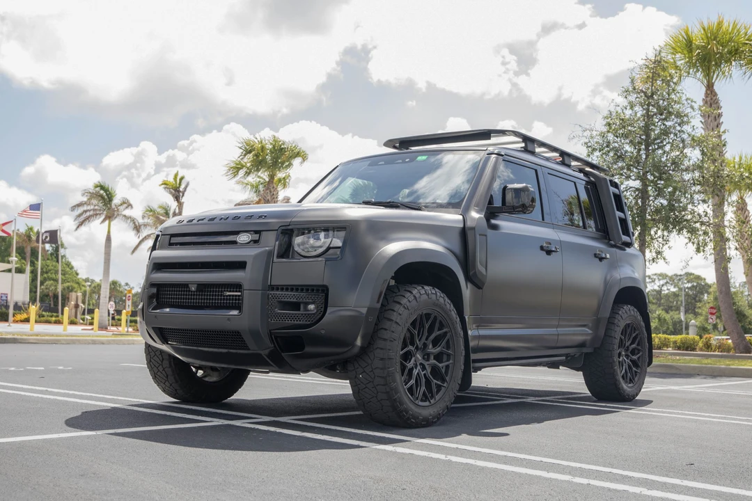 2022 Land Rover Defender L663 - Image 3 of 31