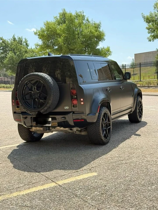 2022 Land Rover Defender L663 - Image 2 of 16