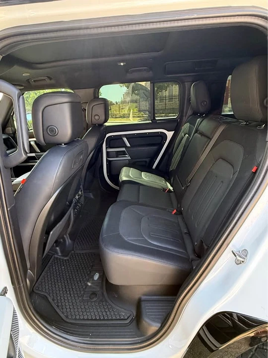 2022 Land Rover Defender L663 - Image 11 of 16