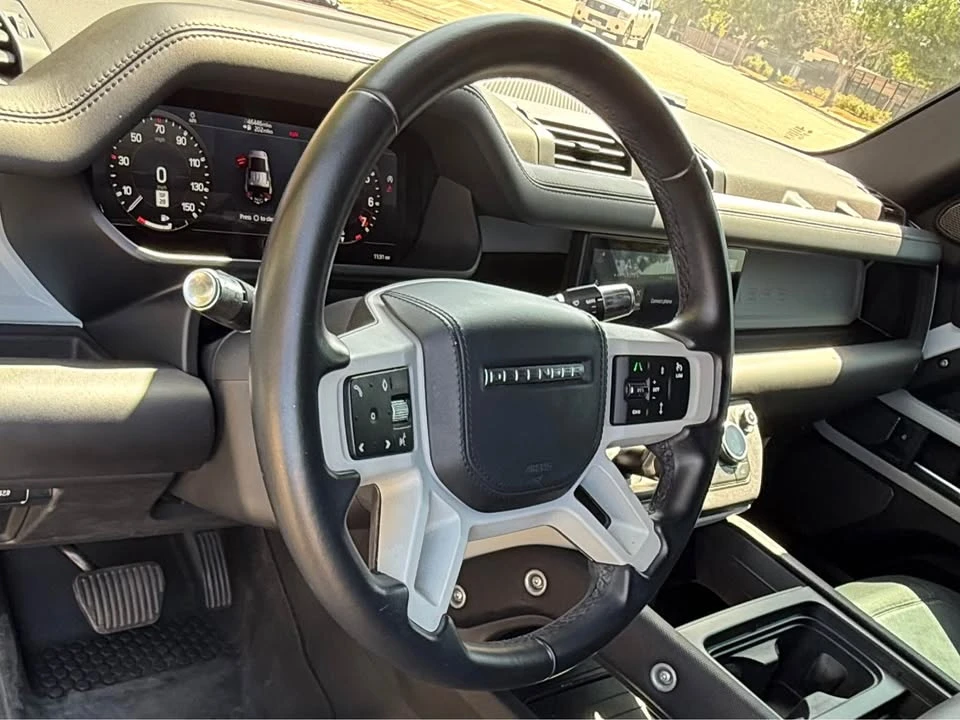 2022 Land Rover Defender L663 - Image 12 of 16