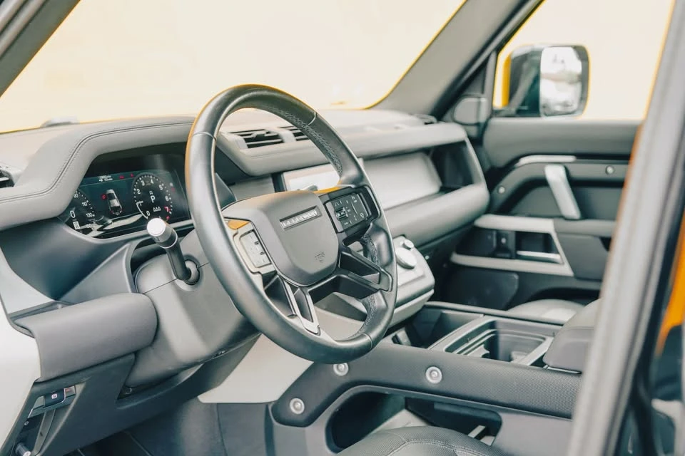 2022 Land Rover Defender L663 - Image 17 of 18