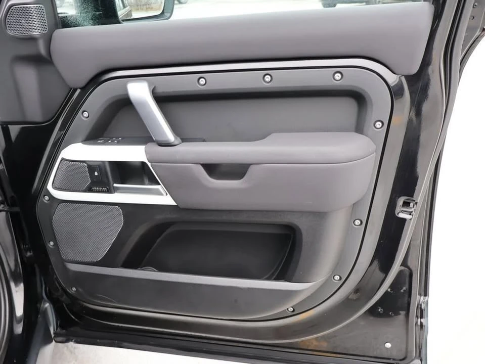 2022 Land Rover Defender L663 - Image 12 of 20
