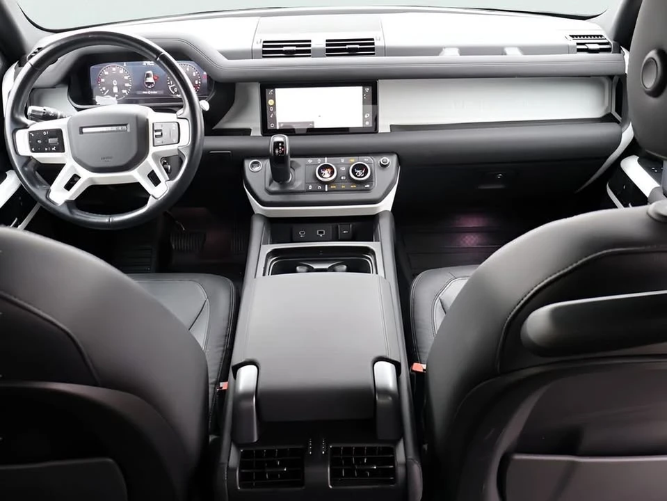 2022 Land Rover Defender L663 - Image 14 of 20
