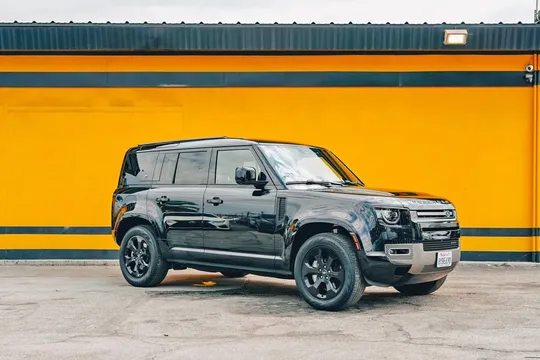 2022 Land Rover Defender 110 X Dynamic SE