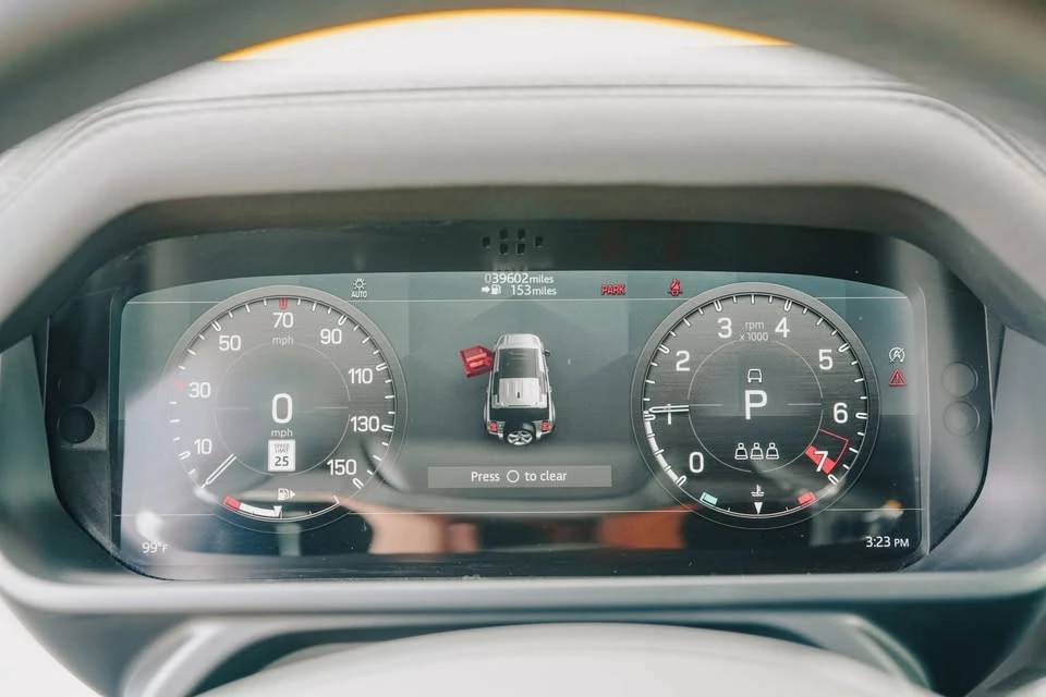 2022 Land Rover Defender L663 - Image 16 of 18