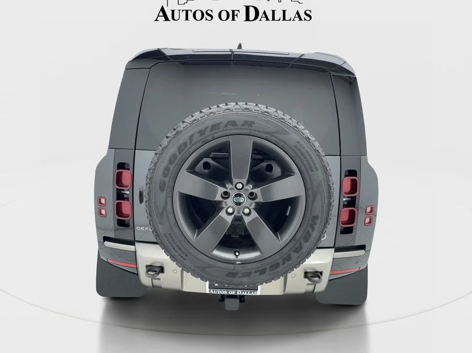 2022 Land Rover Defender L663 - Image 9 of 31