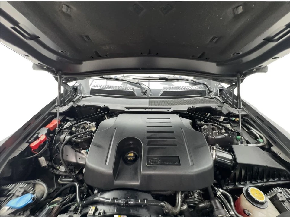 2022 Land Rover Defender L663 - Image 17 of 31