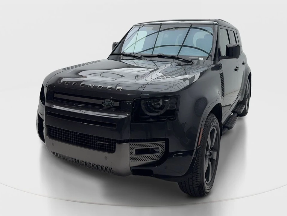 2022 Land Rover Defender L663 - Image 4 of 31