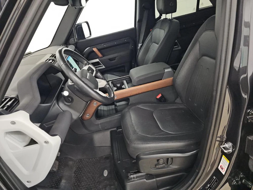2022 Land Rover Defender L663 - Image 4 of 10