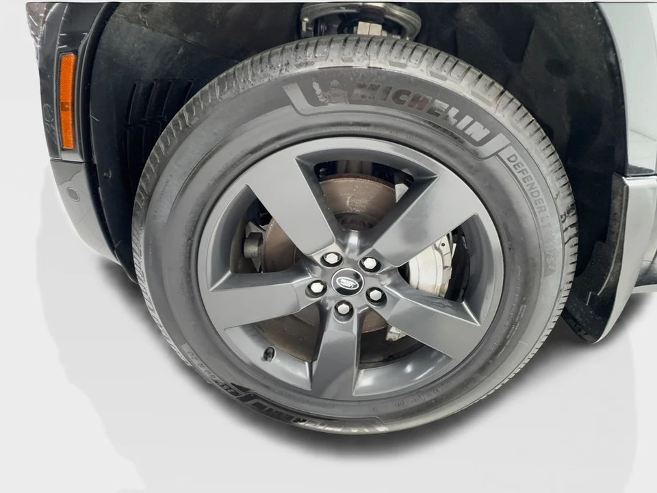 2022 Land Rover - Image 12 of 31