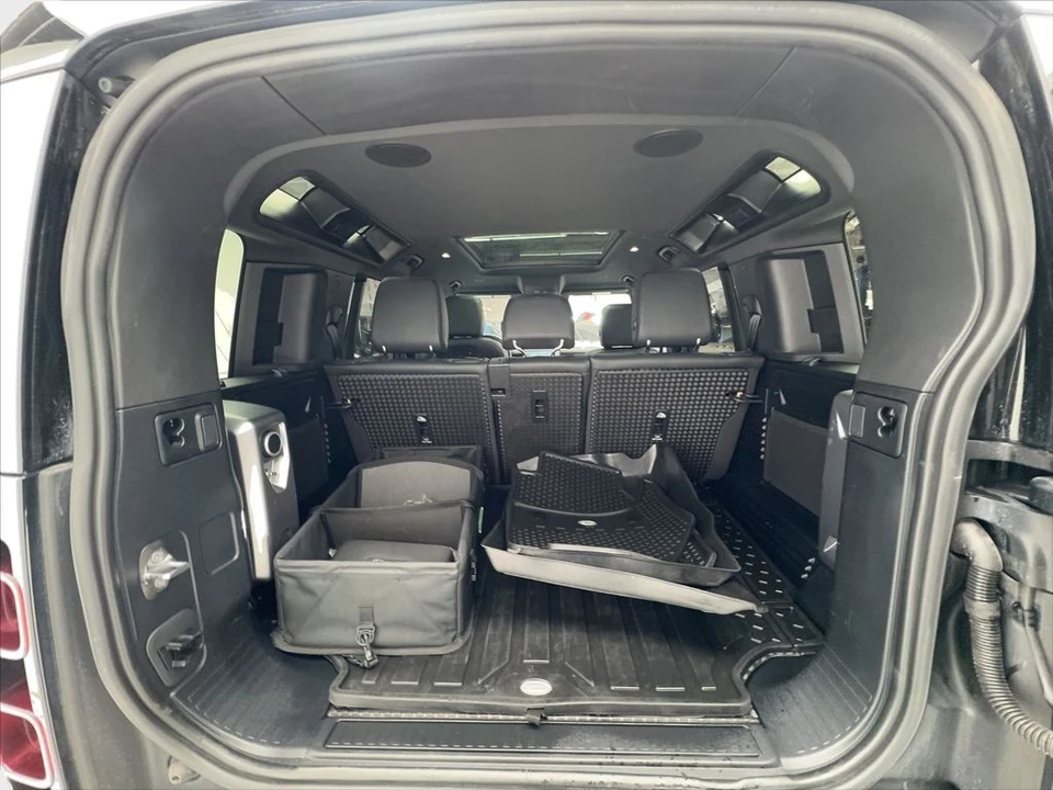 2022 Land Rover - Image 16 of 31