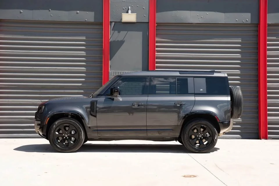 2022 Land Rover Defender L663 - Image 5 of 15