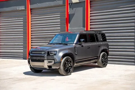 2022 Land Rover Defender 110 X-Dynamic SE Sport Utility 4D