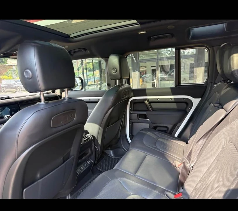 2022 Land Rover Defender L663 - Image 15 of 16