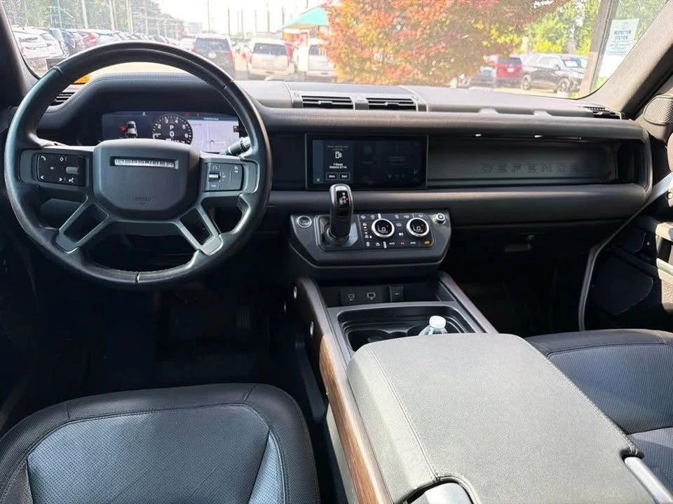 2022 Land Rover Defender L663 - Image 11 of 18