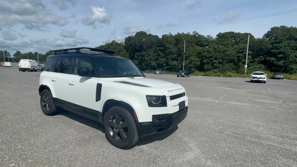 2022 Land Rover Defender L663 - Image 4 of 20