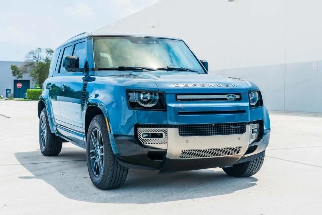 2022 Land Rover Defender L663 - Image 9 of 21