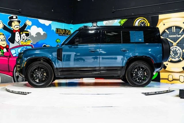 2022 Land Rover Defender L663 - Image 8 of 21