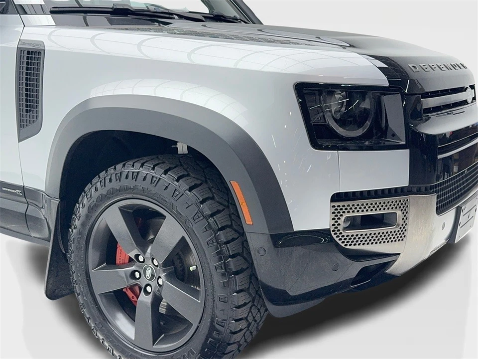 2022 Land Rover Defender L663 - Image 3 of 12